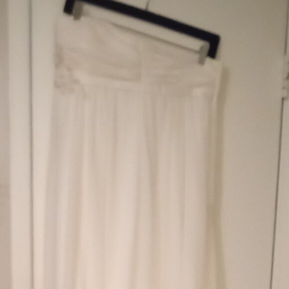 Galina David's Bridal white sleeveless off the shoulders gown size12 - Picture 4 of 11